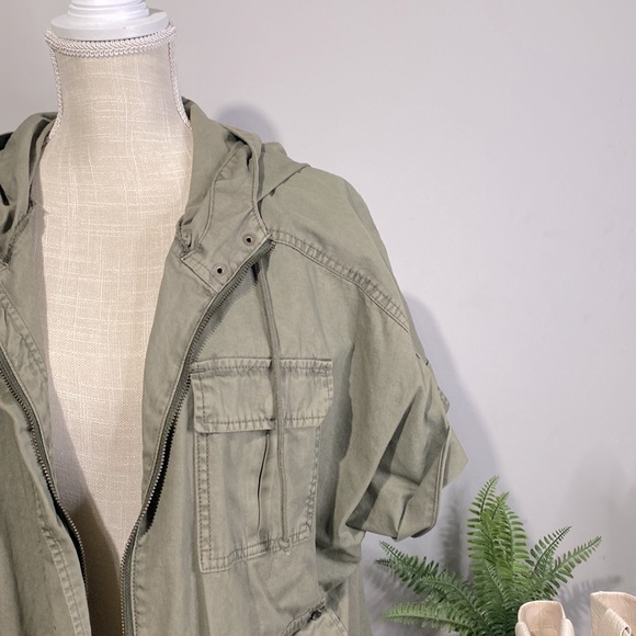 1️⃣5️⃣Hooded Fall Utility Jacket - Picture 4 of 7